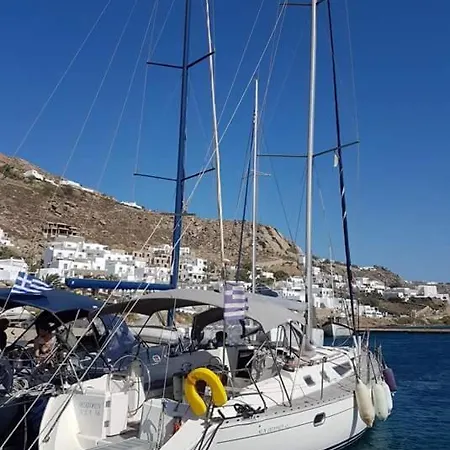 Mykonos Magic Sail Botel